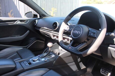 Audi RS3 2.5 TFSI Sportback S Tronic quattro Euro 6 (s/s) 5dr 8