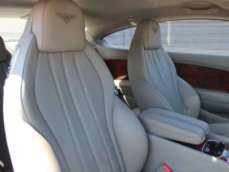 Bentley Continental 6.0 W12 GT Speed Auto 4WD Euro 5 2dr 