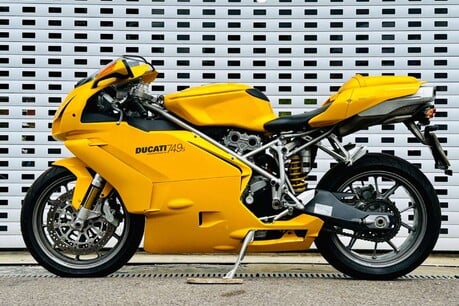 Ducati 749 S 11