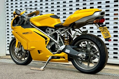 Ducati 749 S 14