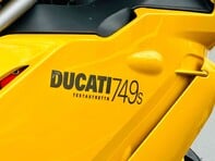 Ducati 749 S 19