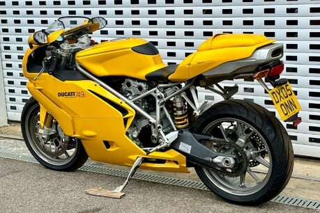 Ducati 749 S 30