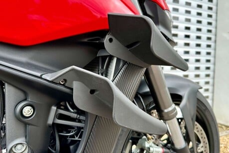 Ducati Streetfighter V4 1.1 Streetfighter V4 16