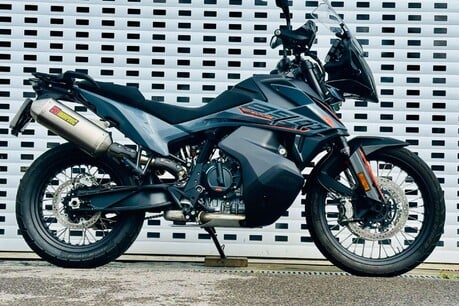 KTM Adventure 0.9 890 Adventure 1