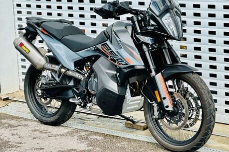 KTM Adventure 0.9 890 Adventure 2