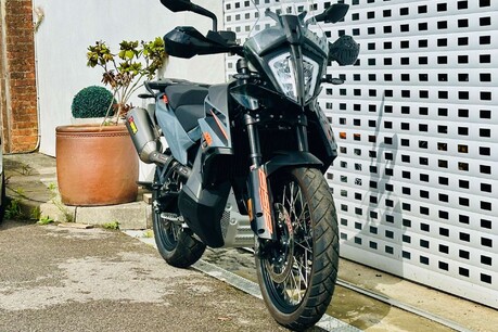 KTM Adventure 0.9 890 Adventure 5