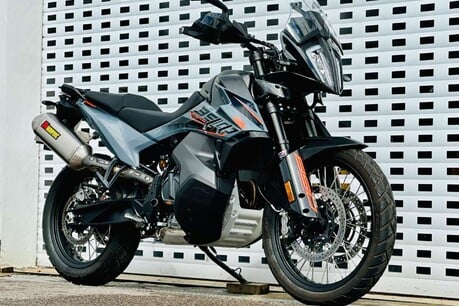 KTM Adventure 0.9 890 Adventure 22