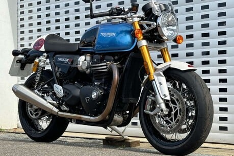 Triumph Thruxton 1.2 Thruxton RS 40