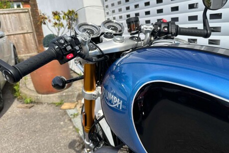 Triumph Thruxton 1200 100 TON UP SPECIAL EDITION 54
