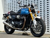 Triumph Thruxton 1200 100 TON UP SPECIAL EDITION 3
