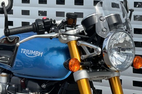 Triumph Thruxton 1200 100 TON UP SPECIAL EDITION 14