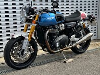 Triumph Thruxton 1200 100 TON UP SPECIAL EDITION 15