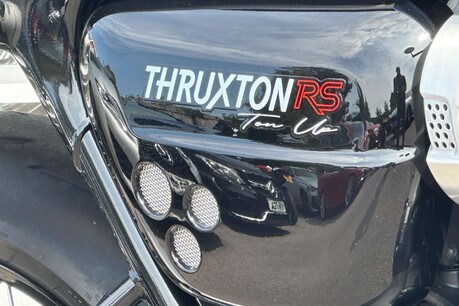 Triumph Thruxton 1200 100 TON UP SPECIAL EDITION 19