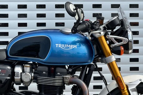 Triumph Thruxton 1200 100 TON UP SPECIAL EDITION 20