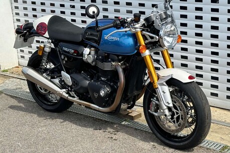 Triumph Thruxton 1200 100 TON UP SPECIAL EDITION 26