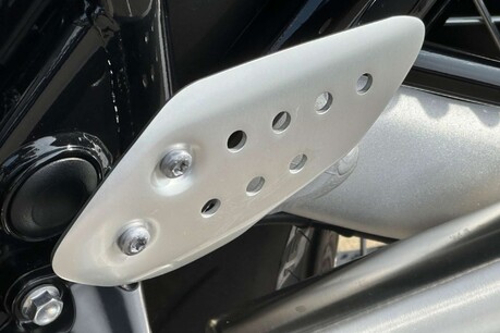 Triumph Thruxton 1200 100 TON UP SPECIAL EDITION 55