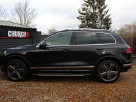 Volkswagen Touareg 3.0 Touareg V6 R-Line TDI BlueMotion Technology Auto 4WD 5dr 19