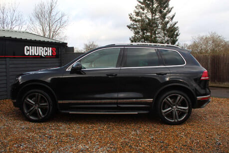 Volkswagen Touareg 3.0 Touareg V6 R-Line TDI BlueMotion Technology Auto 4WD 5dr 19