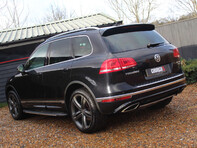 Volkswagen Touareg 3.0 Touareg V6 R-Line TDI BlueMotion Technology Auto 4WD 5dr 16