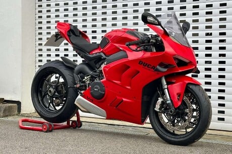 Ducati Panigale V4 1.1 Panigale V4 2