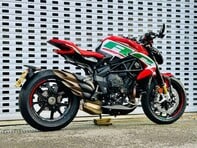 MV Agusta Dragster 800 SCS 2