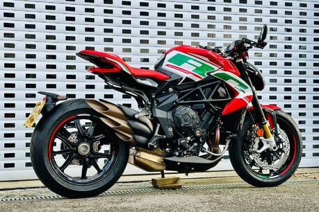 MV Agusta Dragster 800 SCS 2