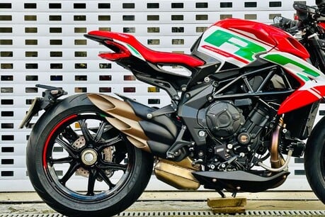 MV Agusta Dragster 800 SCS 21