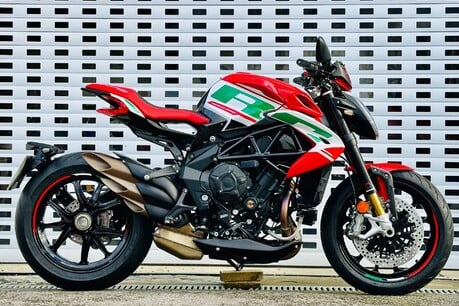 MV Agusta Dragster 800 SCS 1