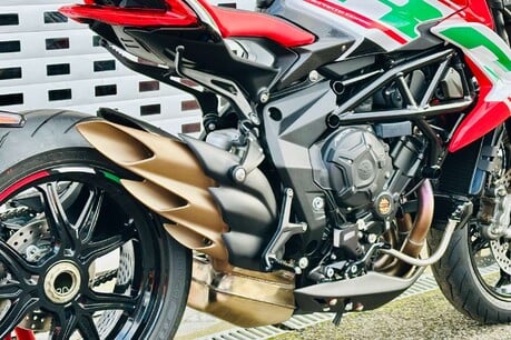 MV Agusta Dragster 800 SCS 4