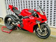 Ducati Panigale V4 Panigale V4S 2