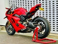 Ducati Panigale V4 Panigale V4S 39