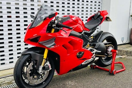 Ducati Panigale V4 Panigale V4S 42