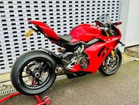 Ducati Panigale V4 Panigale V4S 55