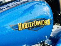 Harley-Davidson Softail 1690 Heritage Classic Custom Cruiser 6