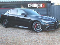 Alfa Romeo Giulia 2.9 Giulia V6 Bi-T Quadrifoglio Auto 4dr 3