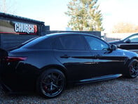 Alfa Romeo Giulia 2.9 Giulia V6 Bi-T Quadrifoglio Auto 4dr 11