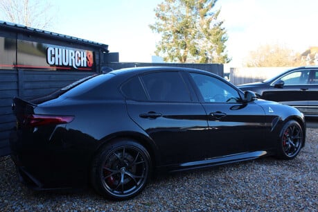 Alfa Romeo Giulia 2.9 Giulia V6 Bi-T Quadrifoglio Auto 4dr 11