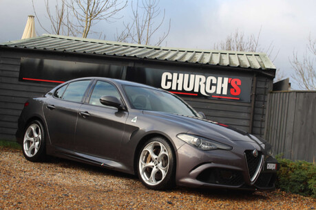 Alfa Romeo Giulia 2.9 Giulia V6 Bi-T Quadrifoglio Auto 4dr 11