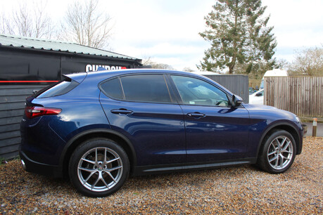 Alfa Romeo Stelvio 2.1 Stelvio Milano Edition TD AWD Auto 4WD 5dr 14