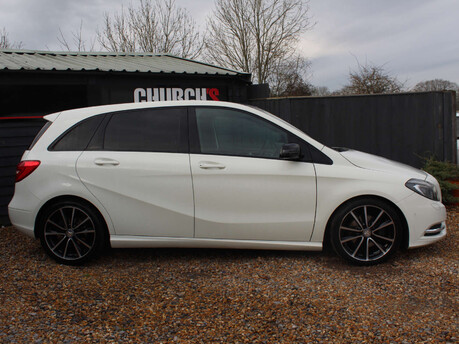 Mercedes-Benz B Class 1.6 B200 BlueEfficiency Sport Auto 5dr 