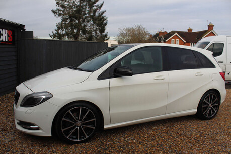 Mercedes-Benz B Class 1.6 B200 BlueEfficiency Sport Auto 5dr 15