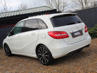 Mercedes-Benz B Class 1.6 B200 BlueEfficiency Sport Auto 5dr 17