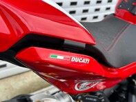 Ducati Supersport S 38