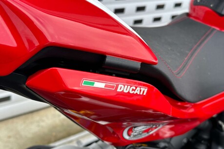 Ducati Supersport S 38