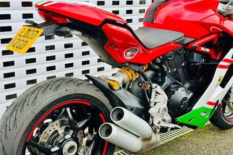 Ducati Supersport S 39