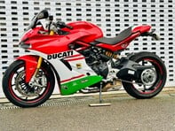 Ducati Supersport S 2