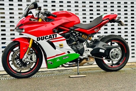 Ducati Supersport S 2