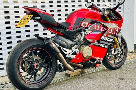 Ducati Panigale V4S 1100 4