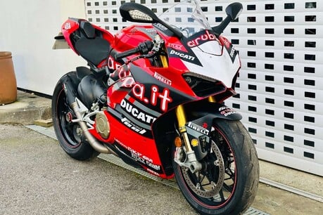 Ducati Panigale V4S 1100 7