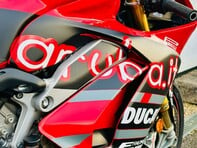 Ducati Panigale V4S 1100 13